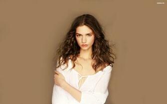 Erica Ellyson Wallpaper