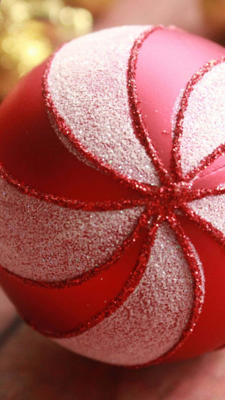 An Enchanting Cozy Christmas Wallpaper