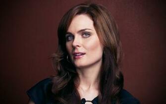 Emily Deschanel HD Wallpaper For Desktop