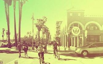 Retro Venice Beach Wallpaper