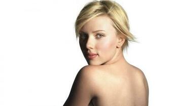 Scarlett Johansson Cute Wallpaper