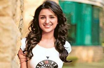 Is New Actress In Bollywood And She Cousin Of Famous