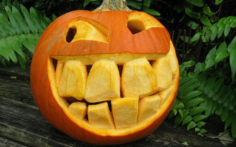 Carved Pumpkin Silly Grin Xxp9rph7agl2qj59 Wallpaper