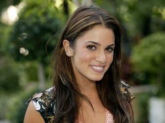 Nikki Reed Wallpaper