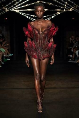 Iris Van Herpen Fall Couture Fashion Show In