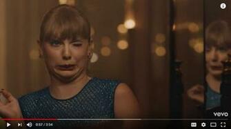 Dance Like No One S Watching Taylor Swift Shows Off