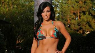 Star HD Photos American Kim Kardashian Pink Bra