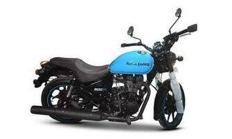 Royal Enfield Thunderbird 350x Spied At A Dealership Ahead