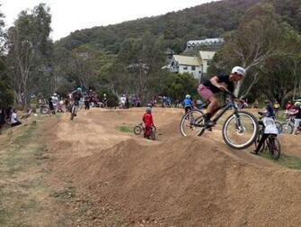 Mountain Bike Action Wallpaper High Definition
