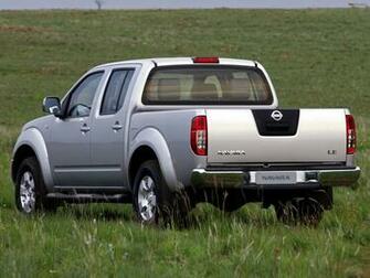 Nissan Navara Double Cab D40 Wallpaper