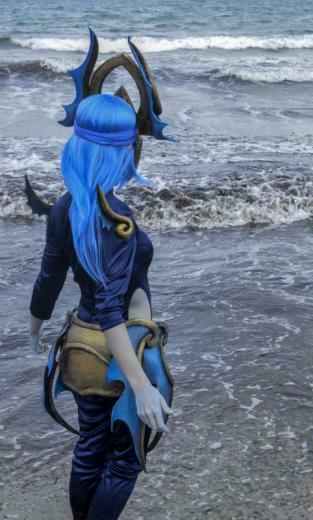 Atlantean Syndra Cosplay By Hadaloka