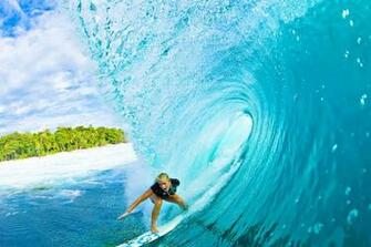 Bethany Hamilton Surfer Wallpaper Taken With Ocean Wave
