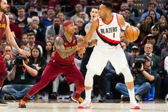 Thomas Has Smashing Debut As Cavs Down Trail Blazers
