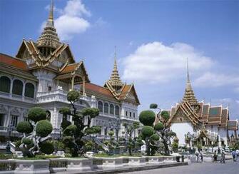Irbob Sevenfold Grand Palace In Massive Complex