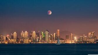 Supermoon Eclipse Over San Diego 4k HD Desktop Wallpaper For