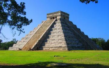 Maya Pyramid
