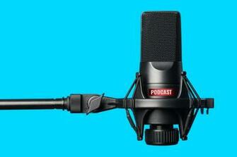 Spotify And Apple Battle For Podcast Advertising Worth Billions B T