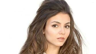 Victoria Justice Wallpaper