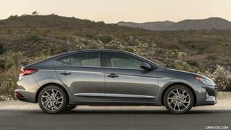 Hyundai Elantra Side HD Wallpaper