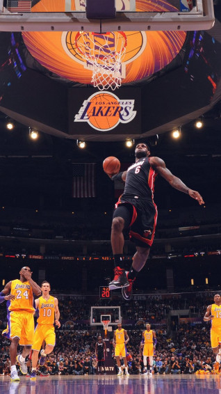 Lebron James Nba Basketball Dunk iPhone Wallpaper