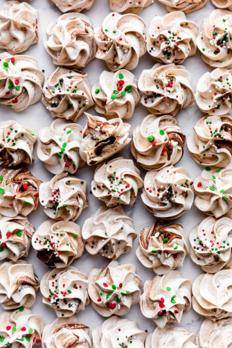 Meringue Wallpaper