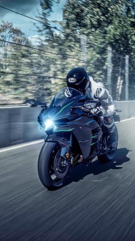 Kawasaki Ninja H2 Speed Racing 4k Ultra HD Mobile Wallpaper