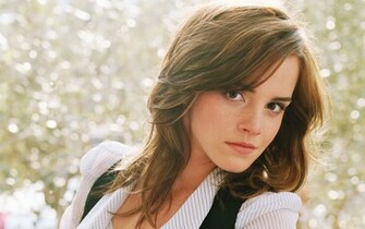 Emma Watson HD Wallpaper