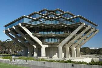 Ucsd Geisel Library Oceanlight Spotlight Php Img