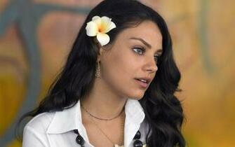 Mila Kunis Forgetting Sarah Marshall Wallpaper