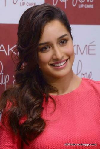 Rock On Actress Shraddha Kapoor HD Wallpaper Photos