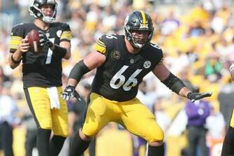 David Decastro And Marcus Gilbert Sit Out Steelers Practice On