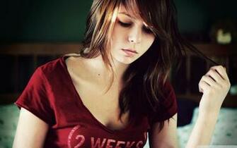 Simple HD Girls Wallpaper Image To