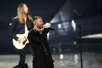 Super Bowl Halftime Show Maroon Is A Boring But Very Nfl
