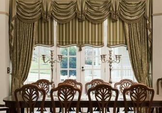 Another Decorative Classic Style Curtain This Type Of Is