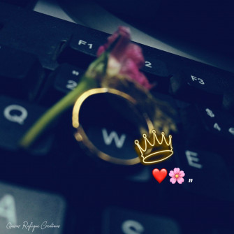 W Letter Wallpaper