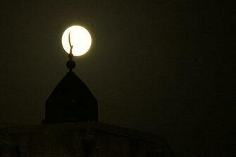 Clouds Golden Crescent Moon Allah God