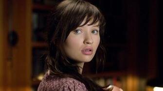 Emily Browning Wallpaper Image Photos Pictures Background