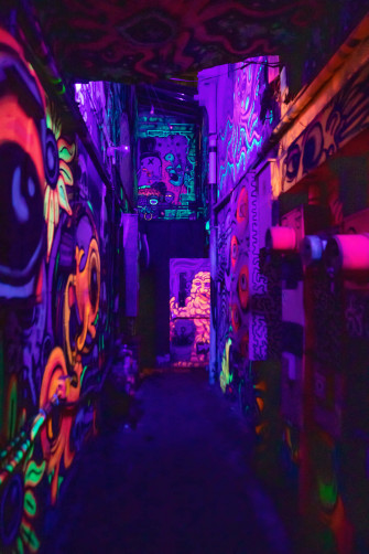 Let The Dark Psychedelic Sounds Take Over Wallpaper
