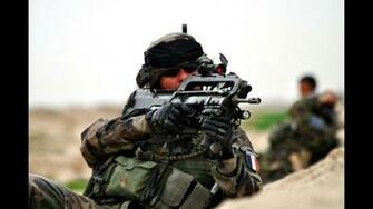 Famas Wallpaper