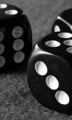 Black Dice Wallpaper For Htc HD2