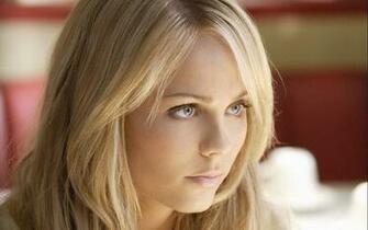 Laura Vandervoort HD Wallpaper For Desktop