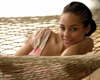 Alicia Keys Wallpaper