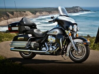 The Harley Davidson Ultra Classic Electra Glide Flhtcu Bike Wallpaper