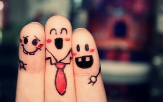Funny Finger Faces Wallpaper