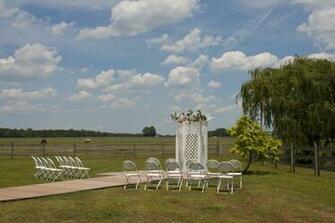 Bobby Jennifer Zuni Virginia Countryside Wedding Photography