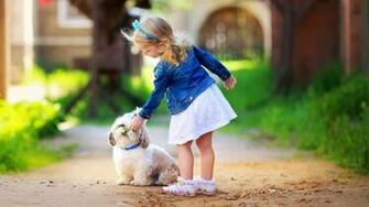 Cute Baby Girl HD Wallpaper