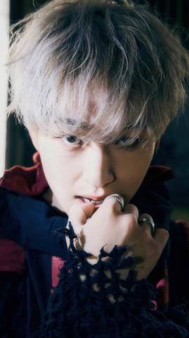 Onew Shinee Dont Call Me Wallpaper 4k