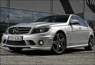 Beauty Carz Mercedes Benz C63 Amg Wallpaper