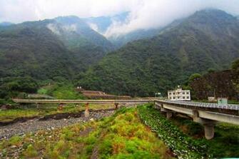 Country Scenery Wallpaper