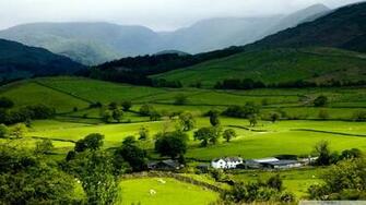 Mountain Spring Landscape Wallpaper